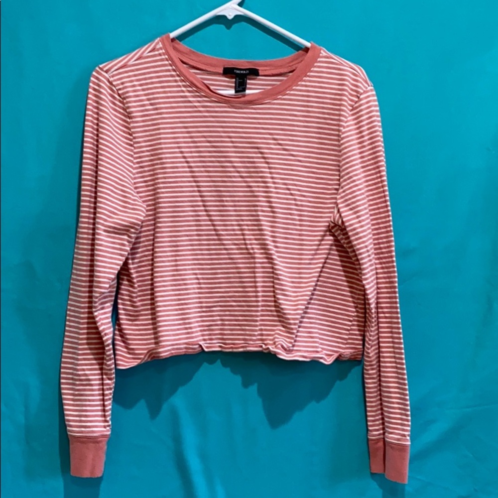 Forever 21 pink and white cropped long sleeve